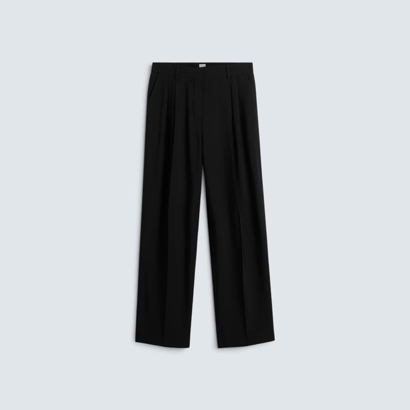 Double-pleat fluid trousers