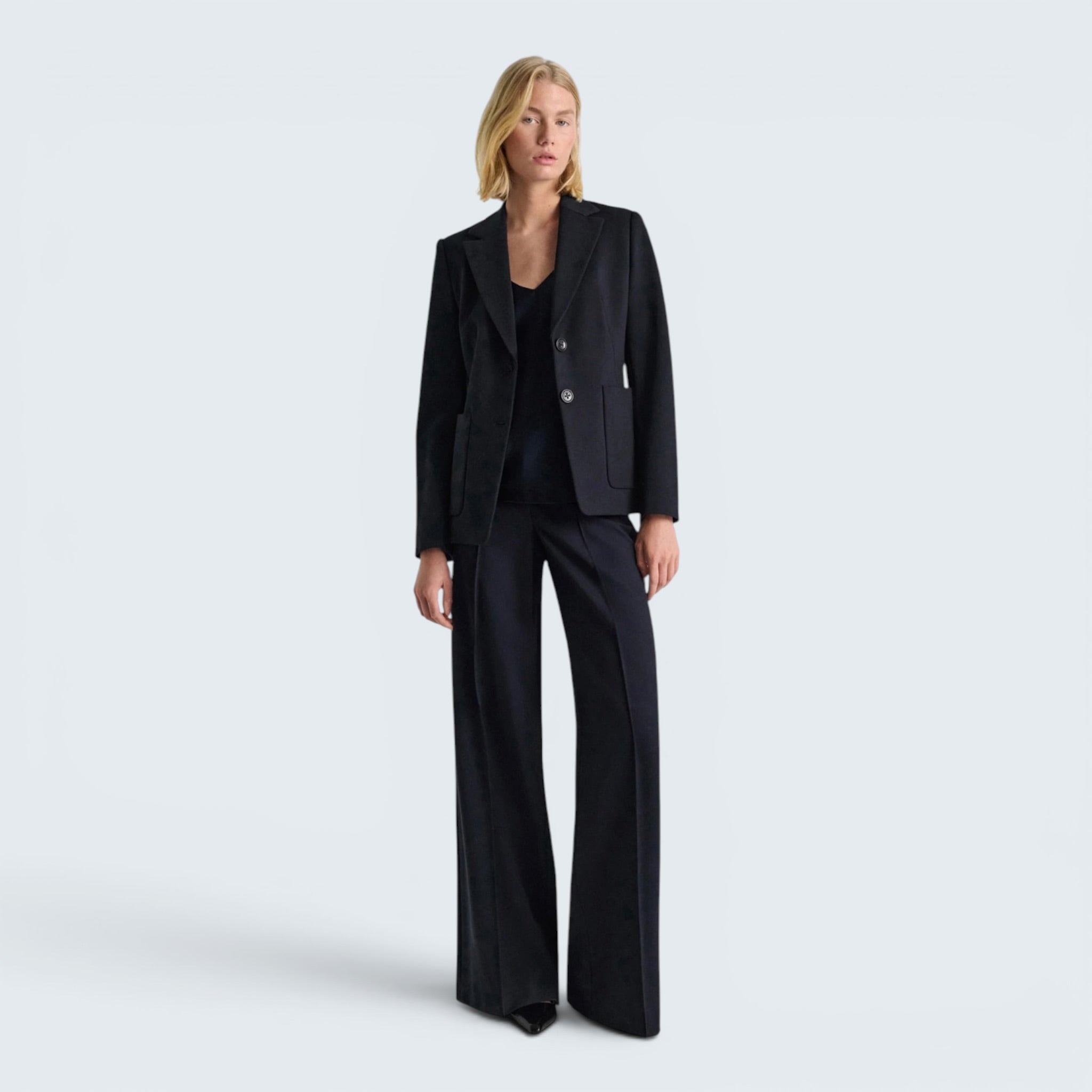 Blazer Emontional Essence