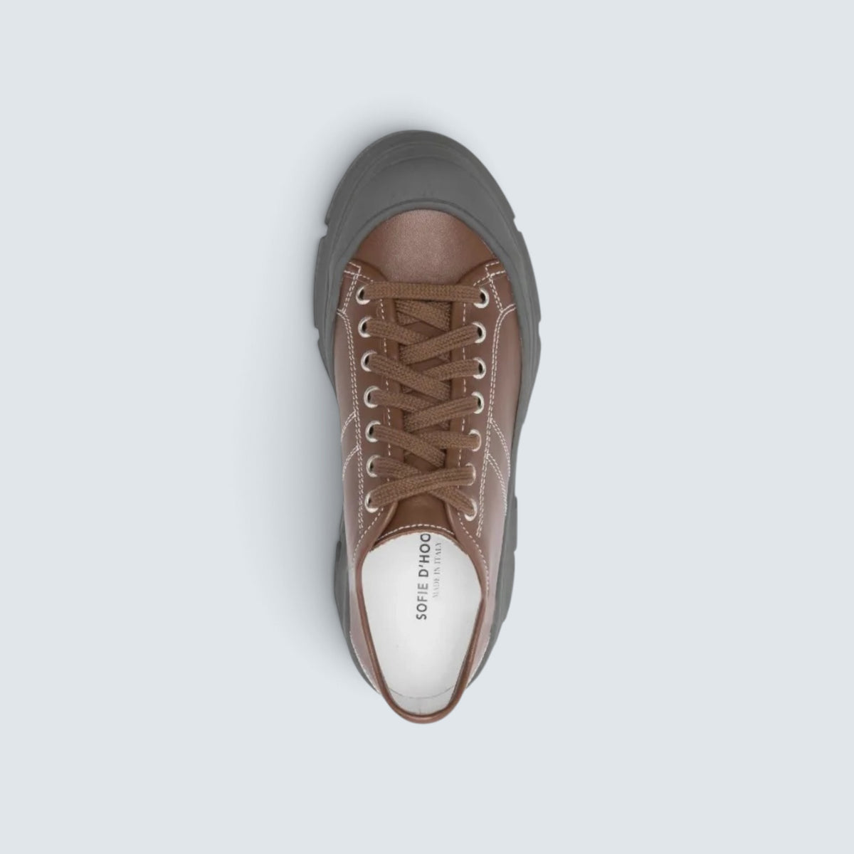 Sneaker Feat