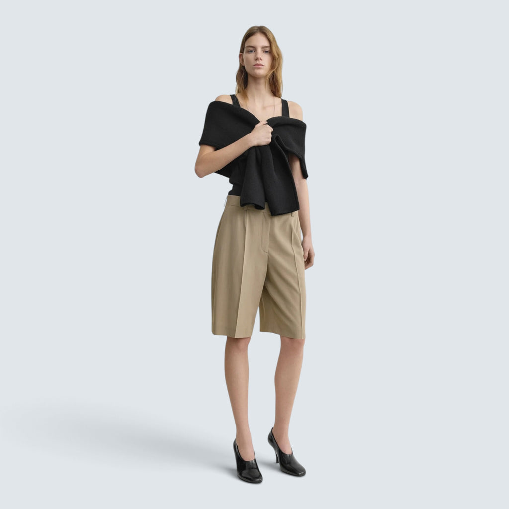Wide fluid shorts