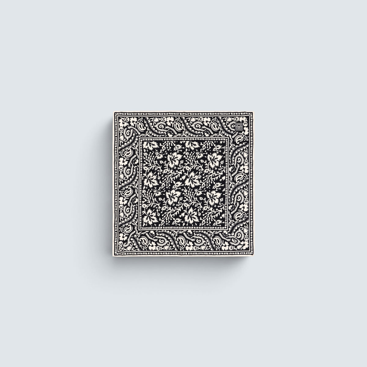 Hankie lace scarf