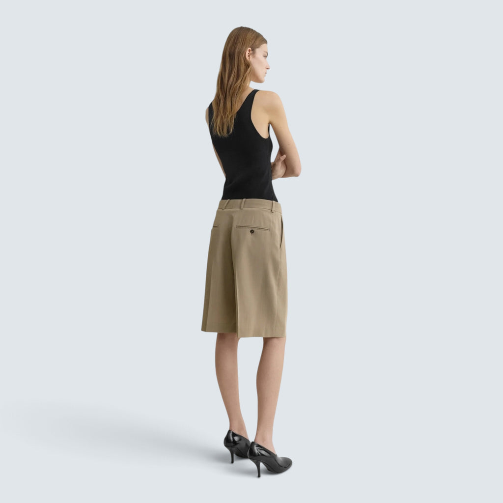 Wide fluid shorts